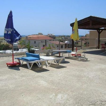 Marios Apartments Perivolia Exterior photo